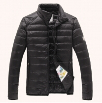 蒙克莱 Moncler 原厂 专柜5500的货 四层不钻绒